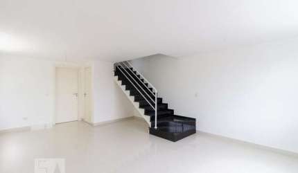 Casa / Sobrado em Condomínio para Aluguel - Uberaba, 3 Quartos,  148 m² - Curitiba