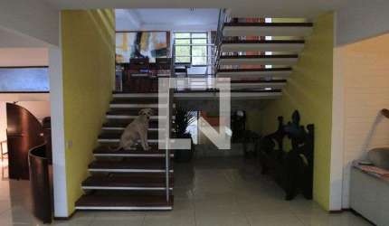 Casa para Aluguel - Setor Sul, 3 Quartos,  412 m² - Goiânia