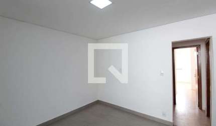 Casa para Aluguel - Serrano, 3 Quartos,  110 m² - Belo Horizonte