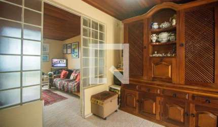 Casa para Aluguel - Jardim Carvalho, 6 Quartos,  240 m² - Porto Alegre
