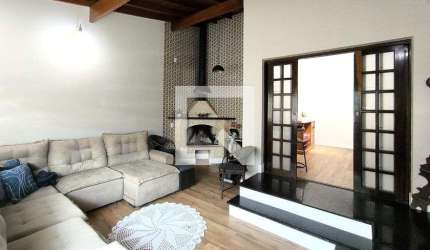 Casa para Aluguel - Medeiros, 3 Quartos,  250 m² - Jundiaí