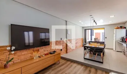 Casa para Aluguel - Menino Deus, 2 Quartos,  170 m² - Porto Alegre