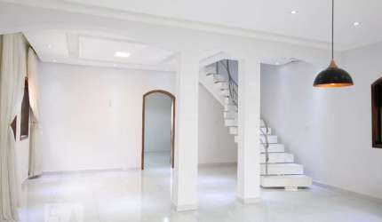 Casa para Aluguel - Itaquera, 5 Quartos,  332 m² - São Paulo