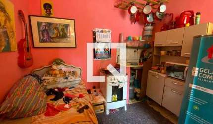 Casa para Aluguel - Brotas, 1 Quarto,  40 m² - Salvador