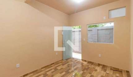Casa para Aluguel - Campo Grande, 1 Quarto,  40 m² - Rio de Janeiro