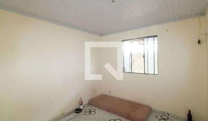 Casa para Aluguel - Campo Grande, 1 Quarto,  35 m² - Rio de Janeiro