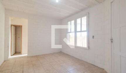 Casa para Aluguel - Partenon, 1 Quarto,  40 m² - Porto Alegre