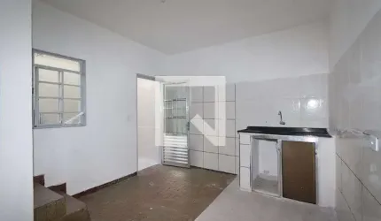 Casa para Aluguel - Jardim Marilia, 2 Quartos,  45 m² - São Paulo