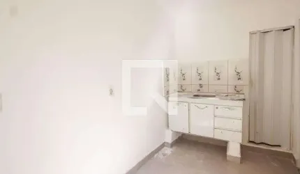 Casa para Aluguel - Vila Amália, 2 Quartos,  24 m² - São Paulo