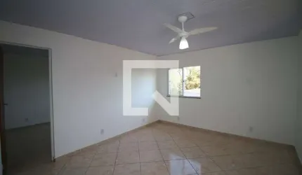 Casa para Aluguel - Brás de Pina, 1 Quarto,  55 m² - Rio de Janeiro
