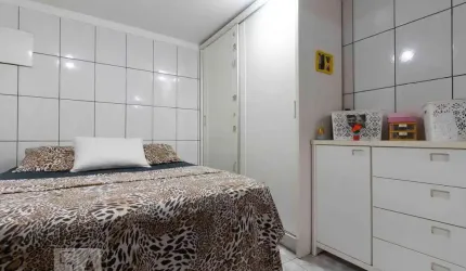 Casa para Aluguel - Jardim Santa Maria, 1 Quarto,  26 m² - São Paulo