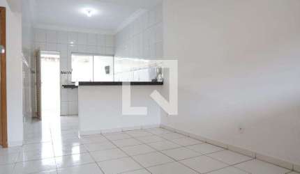 Casa para Aluguel - Residencial Goiânia Viva, 2 Quartos,  74 m² - Goiânia