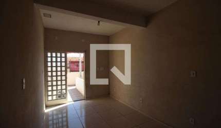 Casa para Aluguel - Jardim Maria Antônia Prado, 2 Quartos,  150 m² - Sorocaba