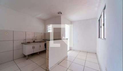 Casa para Aluguel - Jardim do Estadio, 2 Quartos,  50 m² - Santo André