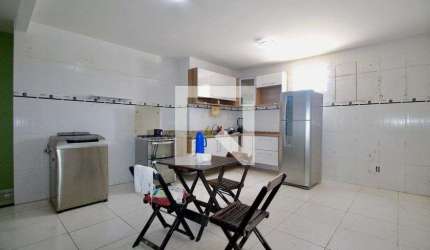 Casa para Aluguel - Boca do Rio, 2 Quartos,  60 m² - Salvador