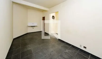 Kitnet / Stúdio para Aluguel - João Pinheiro, 1 Quarto,  20 m² - Belo Horizonte