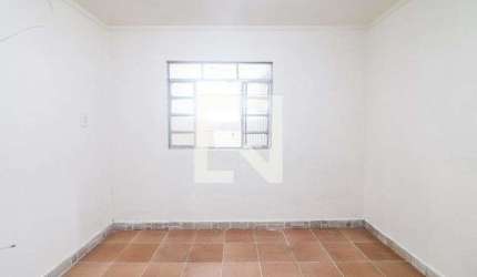 Casa para Aluguel - Jardim Guarau, 1 Quarto,  39 m² - São Paulo