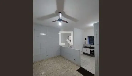 Casa para Aluguel - Sacomã, 1 Quarto,  30 m² - São Paulo
