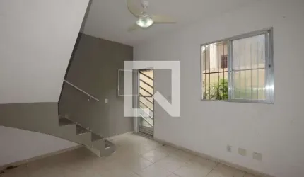Casa para Aluguel - Cascadura, 3 Quartos,  48 m² - Rio de Janeiro