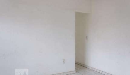 Casa para Aluguel - Campo Grande, 2 Quartos,  52 m² - Rio de Janeiro