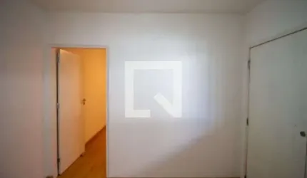 Casa para Aluguel - Vila Carmosina, 2 Quartos,  80 m² - São Paulo