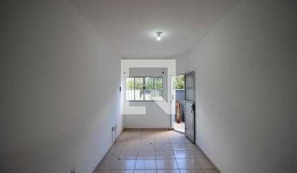 Casa para Aluguel - Vila Helena, 2 Quartos,  70 m² - Sorocaba