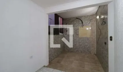 Casa para Aluguel - Cidade Sao Jorge, 2 Quartos,  70 m² - Santo André