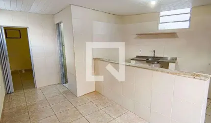 Casa para Aluguel - Jacarepaguá, 1 Quarto,  39 m² - Rio de Janeiro