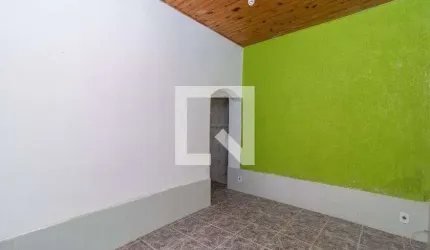 Casa para Aluguel - Marechal Hermes, 2 Quartos,  56 m² - Rio de Janeiro