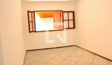 Casa para Aluguel - Jardim Éster Yolanda, 2 Quartos,  40 m² - São Paulo