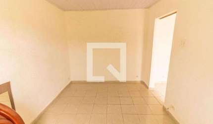 Casa para Aluguel - Jardim Éster Yolanda, 1 Quarto,  26 m² - São Paulo