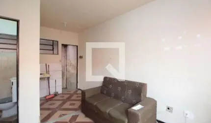 Casa para Aluguel - Copacabana, 2 Quartos,  50 m² - Belo Horizonte
