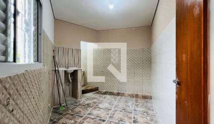Kitnet / Stúdio para Aluguel - Jardim Adriana, 1 Quarto,  24 m² - Guarulhos