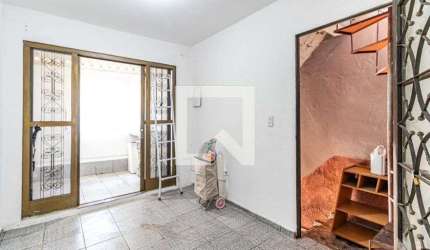 Casa para Aluguel - Jardim das Esmeraldas, 1 Quarto,  30 m² - São Paulo