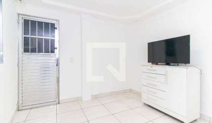 Casa para Aluguel - Vila Jacuí, 2 Quartos,  125 m² - São Paulo