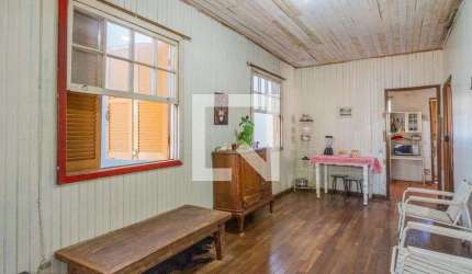 Casa para Aluguel - Tristeza, 2 Quartos,  300 m² - Porto Alegre