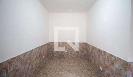 Casa para Aluguel - Itaim Paulista, 2 Quartos,  75 m² - São Paulo