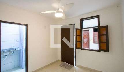Kitnet / Stúdio para Aluguel - Campestre, 1 Quarto,  12 m² - Santo André