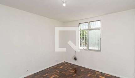 Apartamento para Aluguel - Olaria, 2 Quartos,  55 m² - Rio de Janeiro