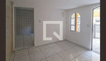 Casa para Aluguel - Jardim Santo Elias, 1 Quarto,  30 m² - São Paulo
