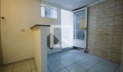 Casa para Aluguel - Ipiranga, 1 Quarto,  31 m² - São Paulo