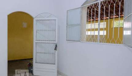 Casa para Aluguel - Campo Grande, 2 Quartos,  210 m² - Rio de Janeiro