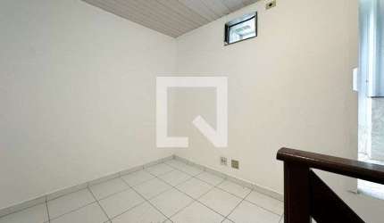 Casa para Aluguel - Vila Pompéia, 1 Quarto,  25 m² - São Paulo