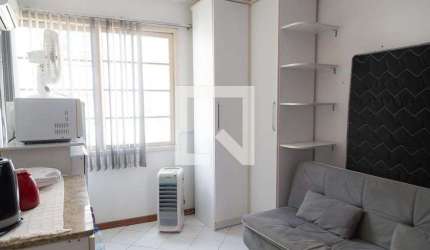Kitnet / Stúdio para Aluguel - Centro Histórico, 1 Quarto,  20 m² - Porto Alegre