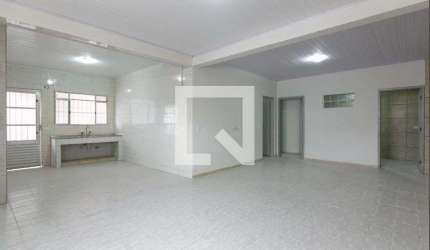 Casa para Aluguel - Conjunto Residencial Jose Bonifacio, 3 Quartos,  110 m² - São Paulo