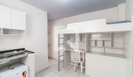 Kitnet / Stúdio para Aluguel - Jardim Éster Yolanda, 1 Quarto,  20 m² - São Paulo