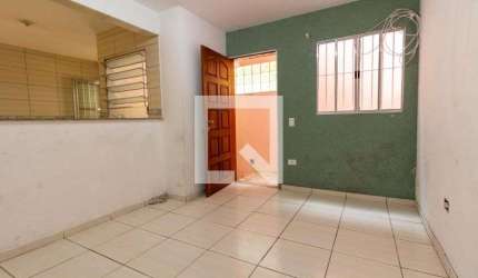 Casa para Aluguel - Butantã, 2 Quartos,  42 m² - São Paulo