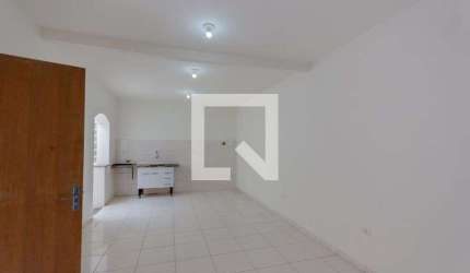 Casa para Aluguel - Utinga, 1 Quarto,  35 m² - Santo André