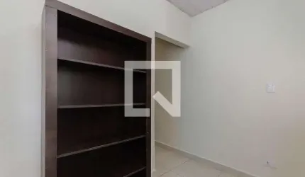 Casa para Aluguel - Ipiranga, 1 Quarto,  28 m² - São Paulo