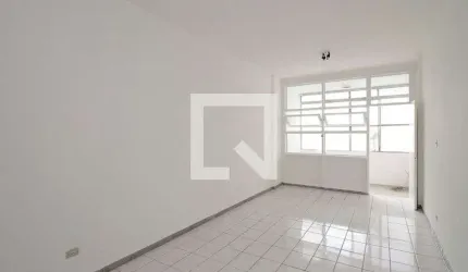 Kitnet / Stúdio para alugar na Rua Guaianases, Centro, São Paulo por R$ 1.013